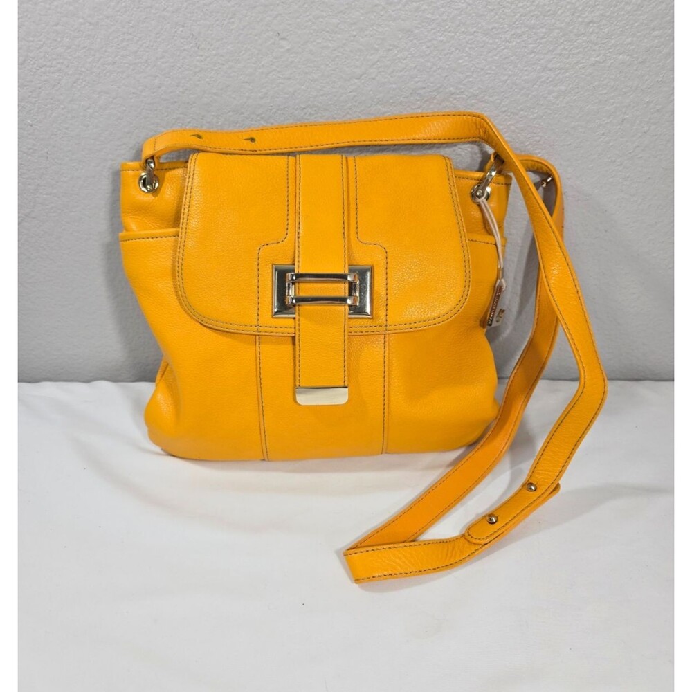 Liz Claiborne Yellow Leather Crossbody Messenger Bag Purse w/ Charm Vintage